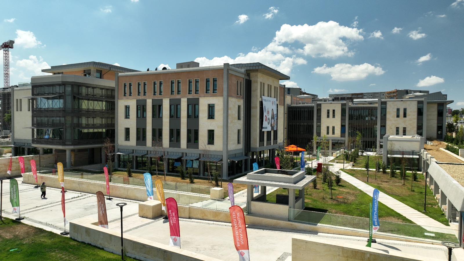 Fatih Sultan Mehmet Vakıf Üniversitesi